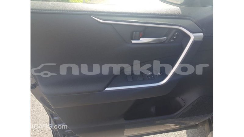 Big with watermark toyota 4runner bumthang import dubai 2533
