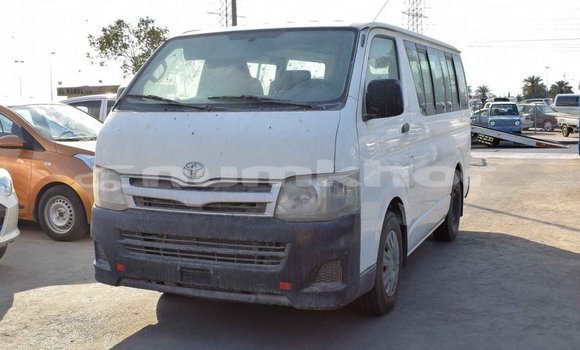 Buy Import Toyota Hiace White Car in Import - Dubai in Bumthang Buy Import Toyota Hiace White Car in Import - Dubai in Bumthang
