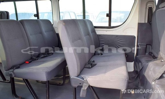 Buy Import Toyota Hiace White Car in Import - Dubai in Bumthang Buy Import Toyota Hiace White Car in Import - Dubai in Bumthang
