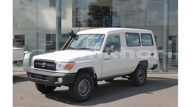 Big with watermark toyota land cruiser bumthang import dubai 2535