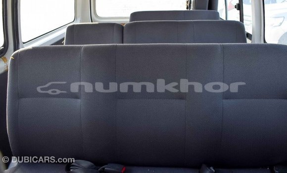 Buy Import Toyota Hiace White Car in Import - Dubai in Bumthang Buy Import Toyota Hiace White Car in Import - Dubai in Bumthang