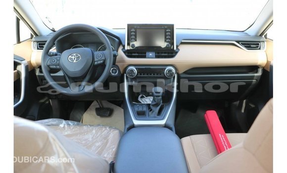 Buy Import Toyota 4Runner White Car in Import - Dubai in Bumthang Buy Import Toyota 4Runner White Car in Import - Dubai in Bumthang
