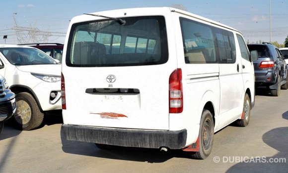 Buy Import Toyota Hiace White Car in Import - Dubai in Bumthang Buy Import Toyota Hiace White Car in Import - Dubai in Bumthang
