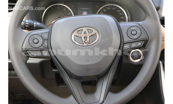 Buy Import Toyota 4Runner White Car in Import - Dubai in Bumthang Buy Import Toyota 4Runner White Car in Import - Dubai in Bumthang