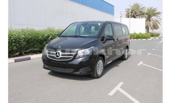 Buy Import Mercedes-Benz 250 Black Car in Import - Dubai in Bumthang Buy Import Mercedes-Benz 250 Black Car in Import - Dubai in Bumthang