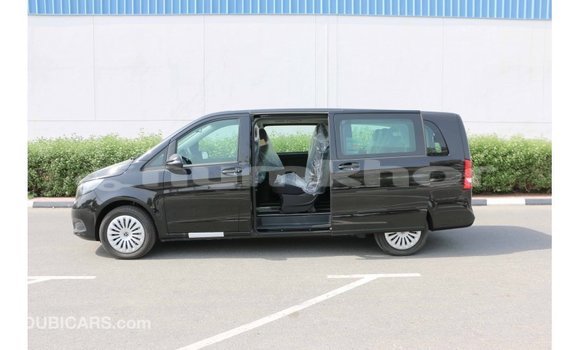 Buy Import Mercedes-Benz 250 Black Car in Import - Dubai in Bumthang Buy Import Mercedes-Benz 250 Black Car in Import - Dubai in Bumthang