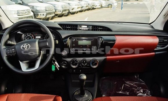 Buy Import Toyota Hilux White Car in Import - Dubai in Bumthang Buy Import Toyota Hilux White Car in Import - Dubai in Bumthang