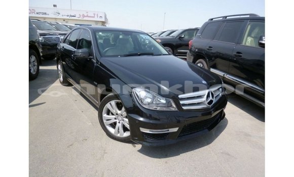 Buy Import Mercedes-Benz 200 Black Car in Import - Dubai in Bumthang Buy Import Mercedes-Benz 200 Black Car in Import - Dubai in Bumthang