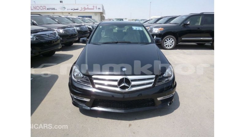 Big with watermark mercedes benz 200 bumthang import dubai 2552