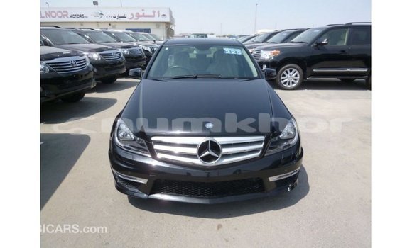 Buy Import Mercedes-Benz 200 Black Car in Import - Dubai in Bumthang Buy Import Mercedes-Benz 200 Black Car in Import - Dubai in Bumthang