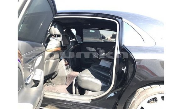 Buy Import Mercedes-Benz 190 Black Car in Import - Dubai in Bumthang Buy Import Mercedes-Benz 190 Black Car in Import - Dubai in Bumthang