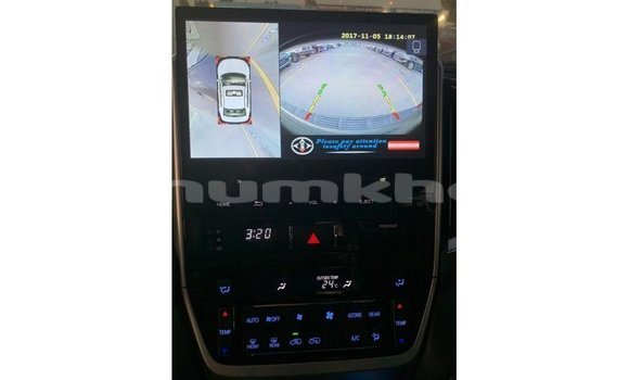 Buy Import Toyota Land Cruiser Black Car in Import - Dubai in Bumthang Buy Import Toyota Land Cruiser Black Car in Import - Dubai in Bumthang