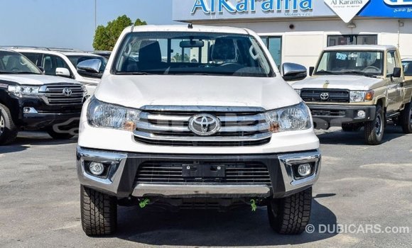 Buy Import Toyota Hilux White Car in Import - Dubai in Bumthang Buy Import Toyota Hilux White Car in Import - Dubai in Bumthang