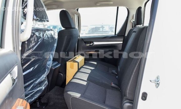 Buy Import Toyota Hilux White Car in Import - Dubai in Bumthang Buy Import Toyota Hilux White Car in Import - Dubai in Bumthang