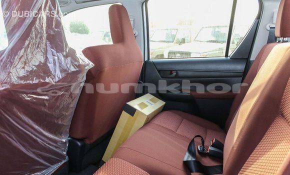 Buy Import Toyota Hilux White Car in Import - Dubai in Bumthang Buy Import Toyota Hilux White Car in Import - Dubai in Bumthang