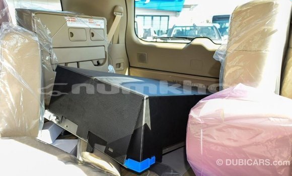 Buy Import Toyota Land Cruiser White Car in Import - Dubai in Bumthang Buy Import Toyota Land Cruiser White Car in Import - Dubai in Bumthang