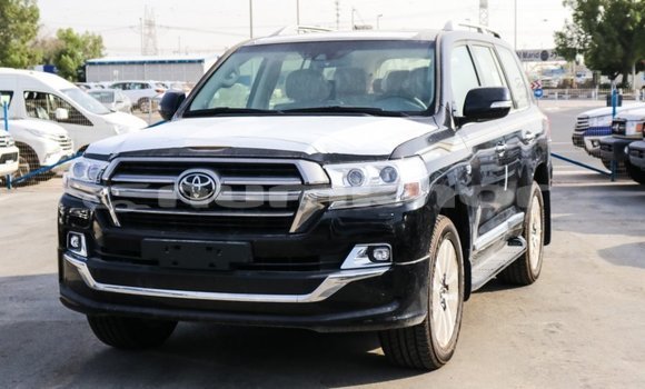 Buy Import Toyota Land Cruiser Black Car in Import - Dubai in Bumthang Buy Import Toyota Land Cruiser Black Car in Import - Dubai in Bumthang