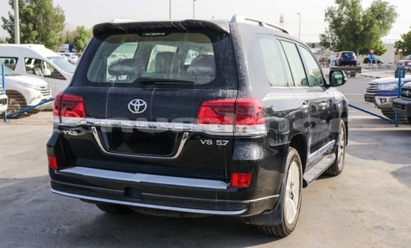 Buy Import Toyota Land Cruiser Black Car in Import - Dubai in Bumthang Buy Import Toyota Land Cruiser Black Car in Import - Dubai in Bumthang
