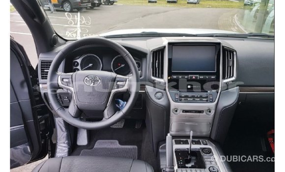 Buy Import Toyota Land Cruiser Black Car in Import - Dubai in Bumthang Buy Import Toyota Land Cruiser Black Car in Import - Dubai in Bumthang