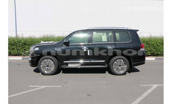 Buy Import Toyota Land Cruiser Black Car in Import - Dubai in Bumthang Buy Import Toyota Land Cruiser Black Car in Import - Dubai in Bumthang