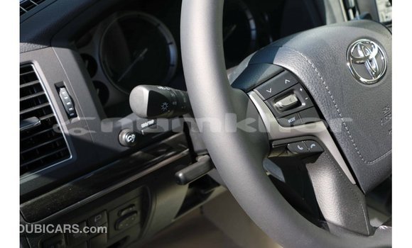Buy Import Toyota Land Cruiser Black Car in Import - Dubai in Bumthang Buy Import Toyota Land Cruiser Black Car in Import - Dubai in Bumthang