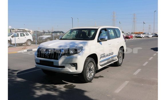 Buy Import Toyota Prado White Car in Import - Dubai in Bumthang Buy Import Toyota Prado White Car in Import - Dubai in Bumthang