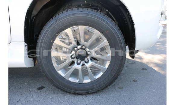 Buy Import Toyota Prado White Car in Import - Dubai in Bumthang Buy Import Toyota Prado White Car in Import - Dubai in Bumthang