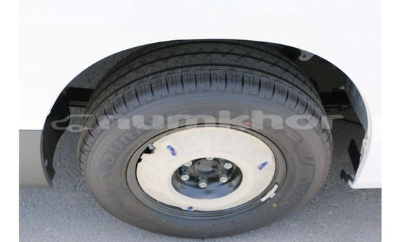 Buy Import Toyota Hiace White Car in Import - Dubai in Bumthang Buy Import Toyota Hiace White Car in Import - Dubai in Bumthang