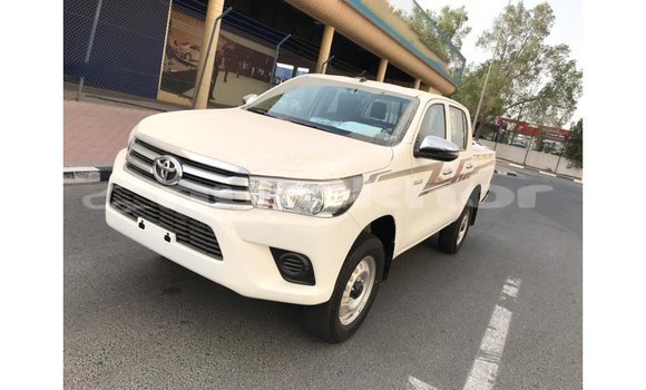 Buy Import Toyota Hilux White Car in Import - Dubai in Bumthang Buy Import Toyota Hilux White Car in Import - Dubai in Bumthang