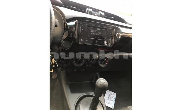 Buy Import Toyota Hilux White Car in Import - Dubai in Bumthang Buy Import Toyota Hilux White Car in Import - Dubai in Bumthang