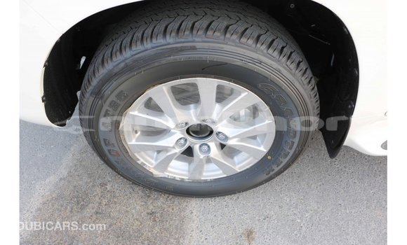 Buy Import Toyota Land Cruiser White Car in Import - Dubai in Bumthang Buy Import Toyota Land Cruiser White Car in Import - Dubai in Bumthang
