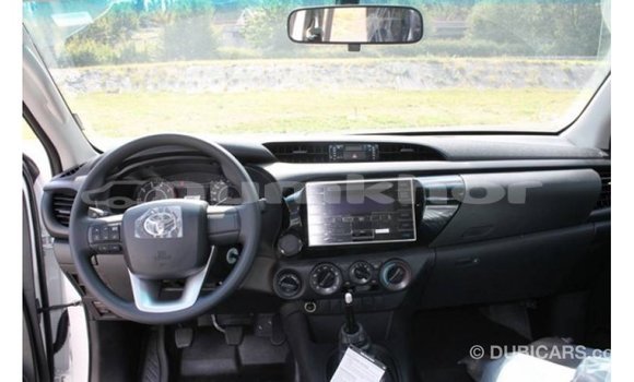 Buy Import Toyota Hilux White Car in Import - Dubai in Bumthang Buy Import Toyota Hilux White Car in Import - Dubai in Bumthang