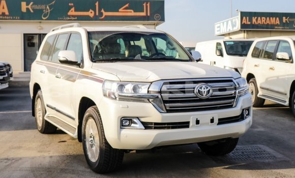Buy Import Toyota Land Cruiser White Car in Import - Dubai in Bumthang Buy Import Toyota Land Cruiser White Car in Import - Dubai in Bumthang