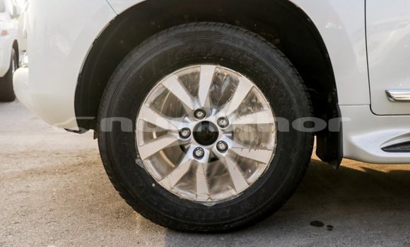 Buy Import Toyota Land Cruiser White Car in Import - Dubai in Bumthang Buy Import Toyota Land Cruiser White Car in Import - Dubai in Bumthang