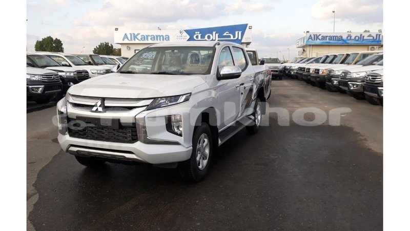 Big with watermark mitsubishi l200 bumthang import dubai 2597