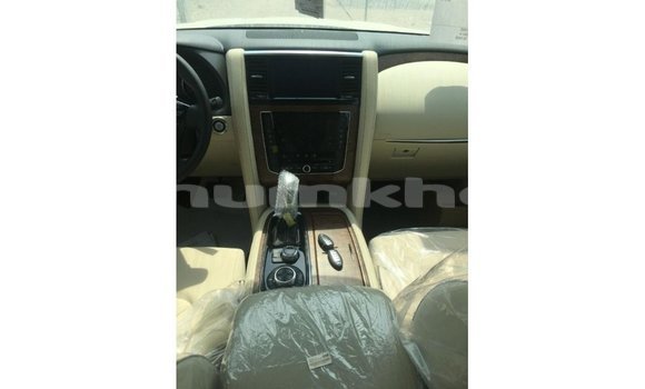 Buy Import Nissan Patrol White Car in Import - Dubai in Bumthang Buy Import Nissan Patrol White Car in Import - Dubai in Bumthang