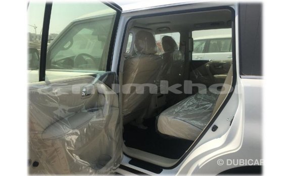 Buy Import Nissan Patrol White Car in Import - Dubai in Bumthang Buy Import Nissan Patrol White Car in Import - Dubai in Bumthang