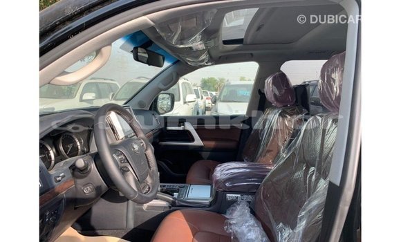 Buy Import Toyota Land Cruiser Black Car in Import - Dubai in Bumthang Buy Import Toyota Land Cruiser Black Car in Import - Dubai in Bumthang