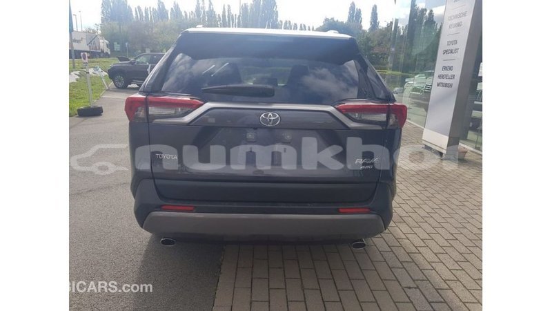 Big with watermark toyota 4runner bumthang import dubai 2614