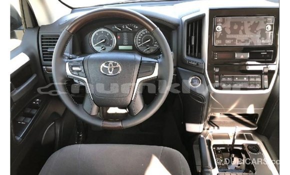 Buy Import Toyota Land Cruiser Black Car in Import - Dubai in Bumthang Buy Import Toyota Land Cruiser Black Car in Import - Dubai in Bumthang