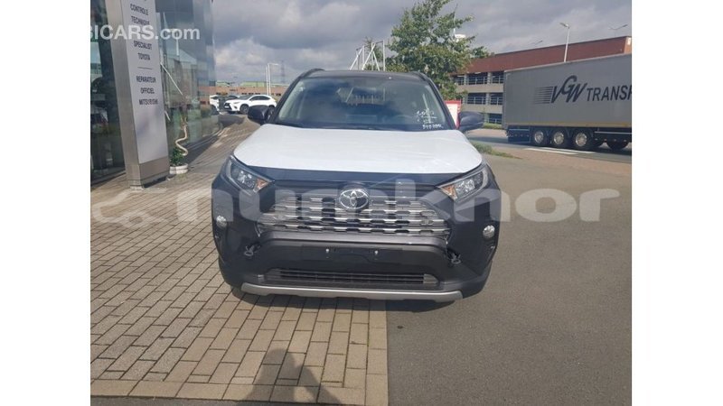 Big with watermark toyota 4runner bumthang import dubai 2622