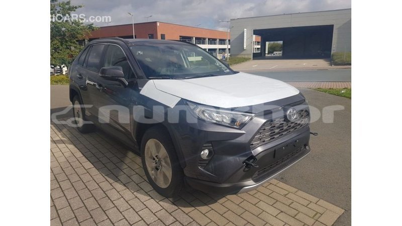 Big with watermark toyota 4runner bumthang import dubai 2622