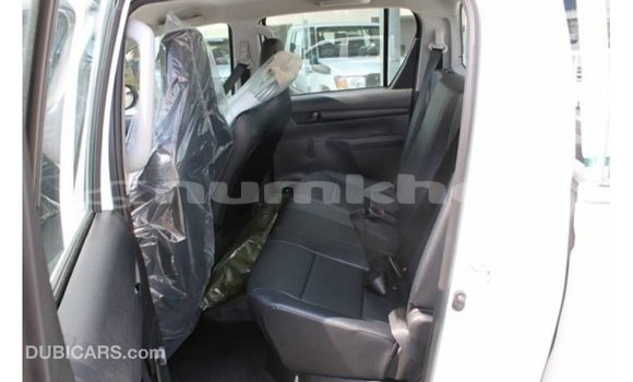 Buy Import Toyota Hilux White Car in Import - Dubai in Bumthang Buy Import Toyota Hilux White Car in Import - Dubai in Bumthang