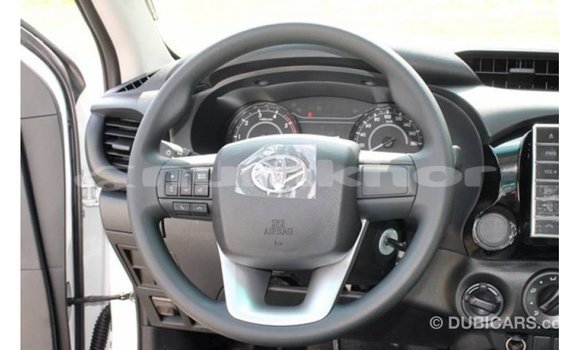 Buy Import Toyota Hilux White Car in Import - Dubai in Bumthang Buy Import Toyota Hilux White Car in Import - Dubai in Bumthang