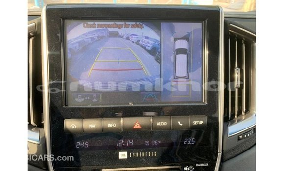 Buy Import Toyota Land Cruiser Black Car in Import - Dubai in Bumthang Buy Import Toyota Land Cruiser Black Car in Import - Dubai in Bumthang