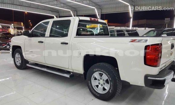 Buy Import Chevrolet Silverado White Car in Import - Dubai in Bumthang Buy Import Chevrolet Silverado White Car in Import - Dubai in Bumthang