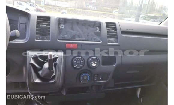 Buy Import Toyota Hiace White Car in Import - Dubai in Bumthang Buy Import Toyota Hiace White Car in Import - Dubai in Bumthang