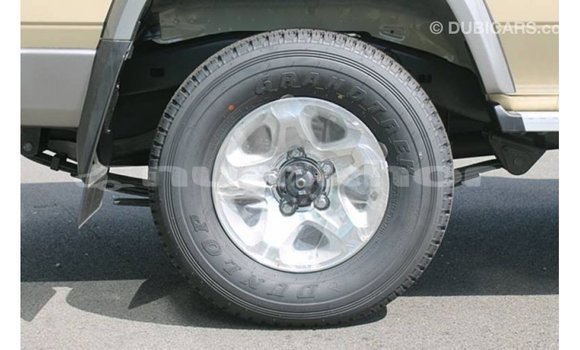 Buy Import Toyota Land Cruiser Beige Car in Import - Dubai in Bumthang Buy Import Toyota Land Cruiser Beige Car in Import - Dubai in Bumthang