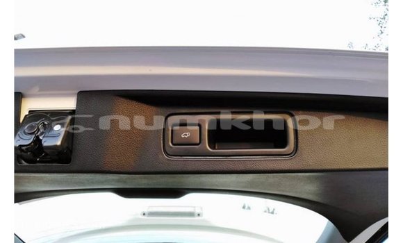 Buy Import Toyota Fortuner White Car in Import - Dubai in Bumthang Buy Import Toyota Fortuner White Car in Import - Dubai in Bumthang