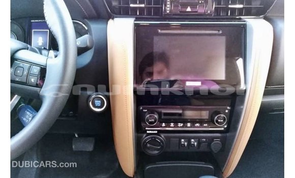 Buy Import Toyota Fortuner White Car in Import - Dubai in Bumthang Buy Import Toyota Fortuner White Car in Import - Dubai in Bumthang